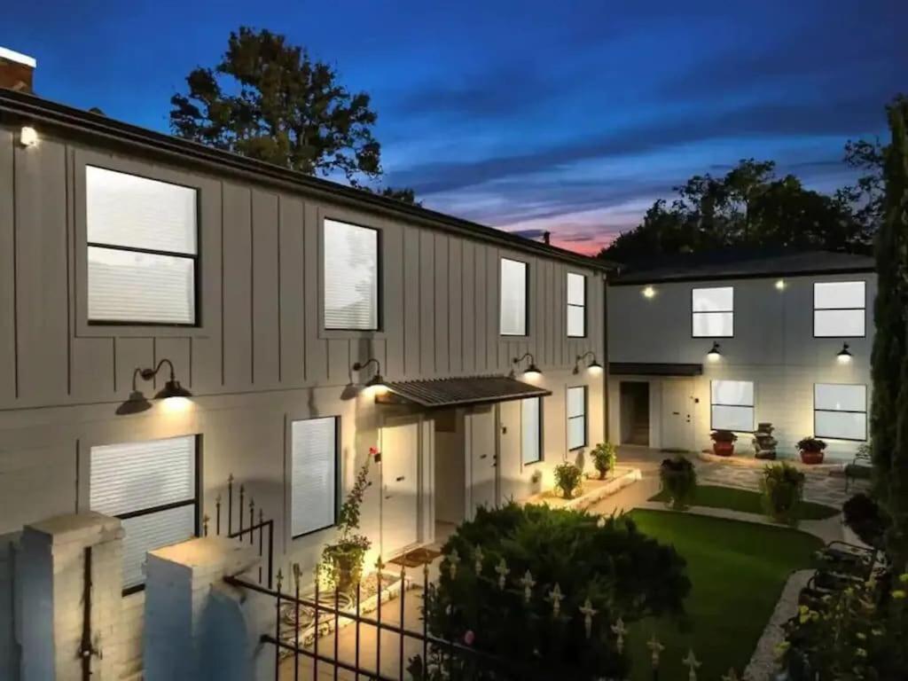 Htx Dtown Apt I Sleeps 7 Wi-Fi Parking Free Gym Houston Ngoại thất bức ảnh