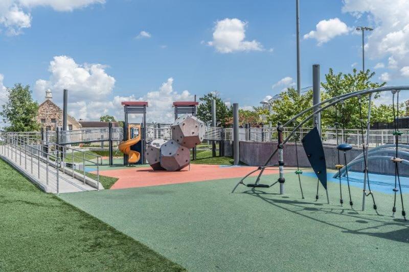 Htx Dtown Apt I Sleeps 7 Wi-Fi Parking Free Gym Houston Ngoại thất bức ảnh