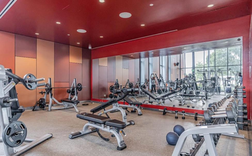 Htx Dtown Apt I Sleeps 7 Wi-Fi Parking Free Gym Houston Ngoại thất bức ảnh